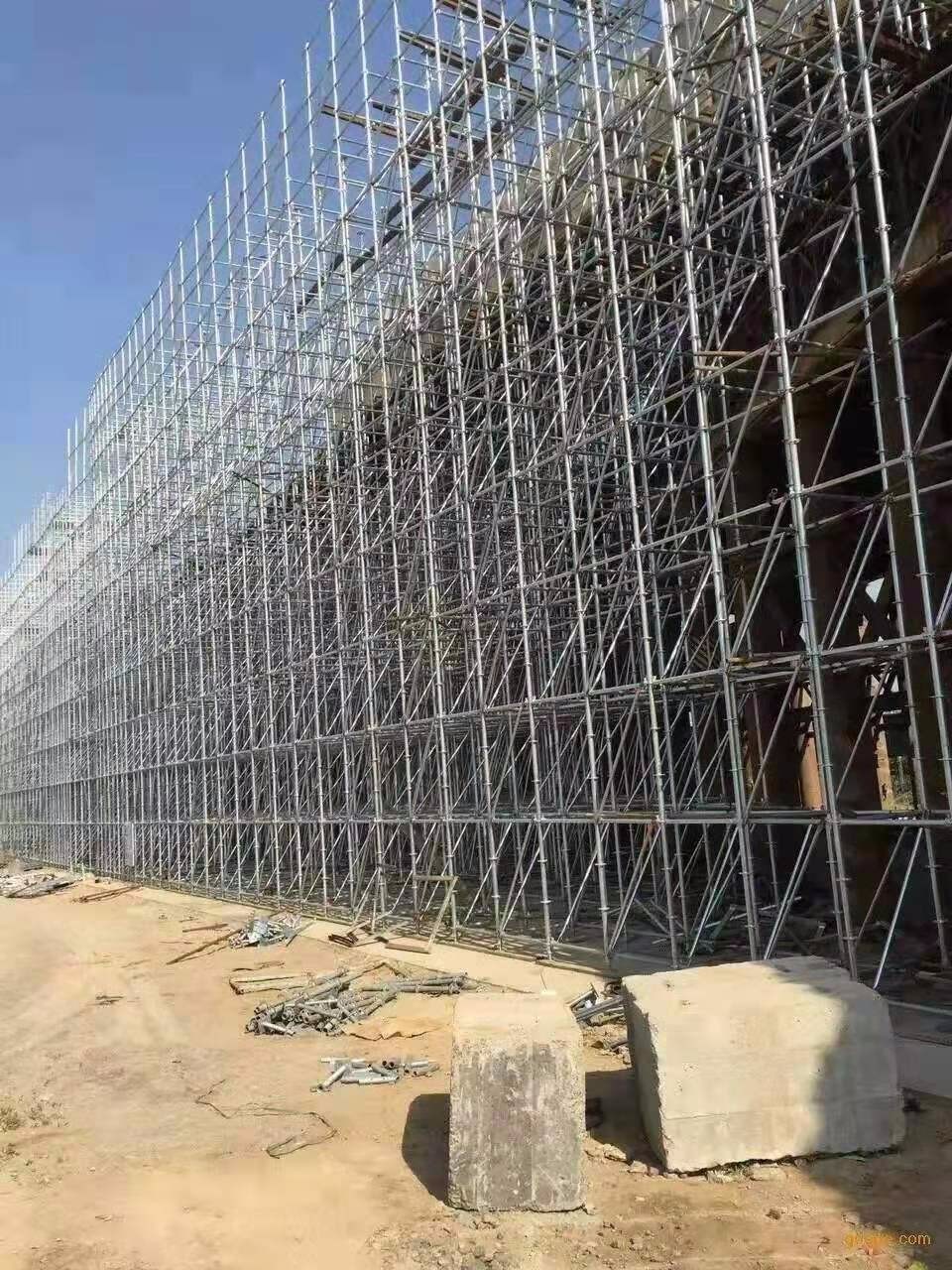 门式脚手架出租搭设高度要求_进行