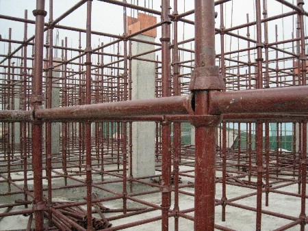 碗扣脚手架：高效安全，助力现代工程建设